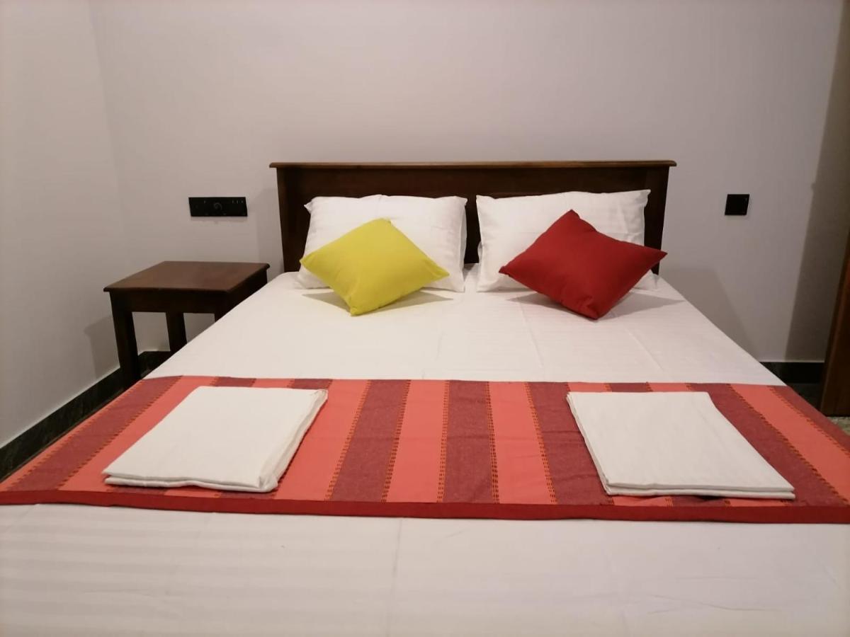 Ceylonima Home Stay Holambra Exterior foto