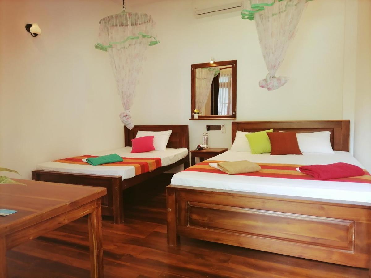 Ceylonima Home Stay Holambra Exterior foto