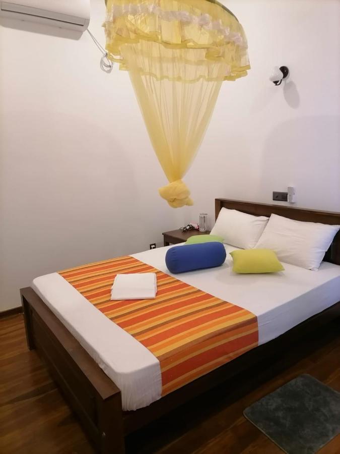 Ceylonima Home Stay Holambra Exterior foto