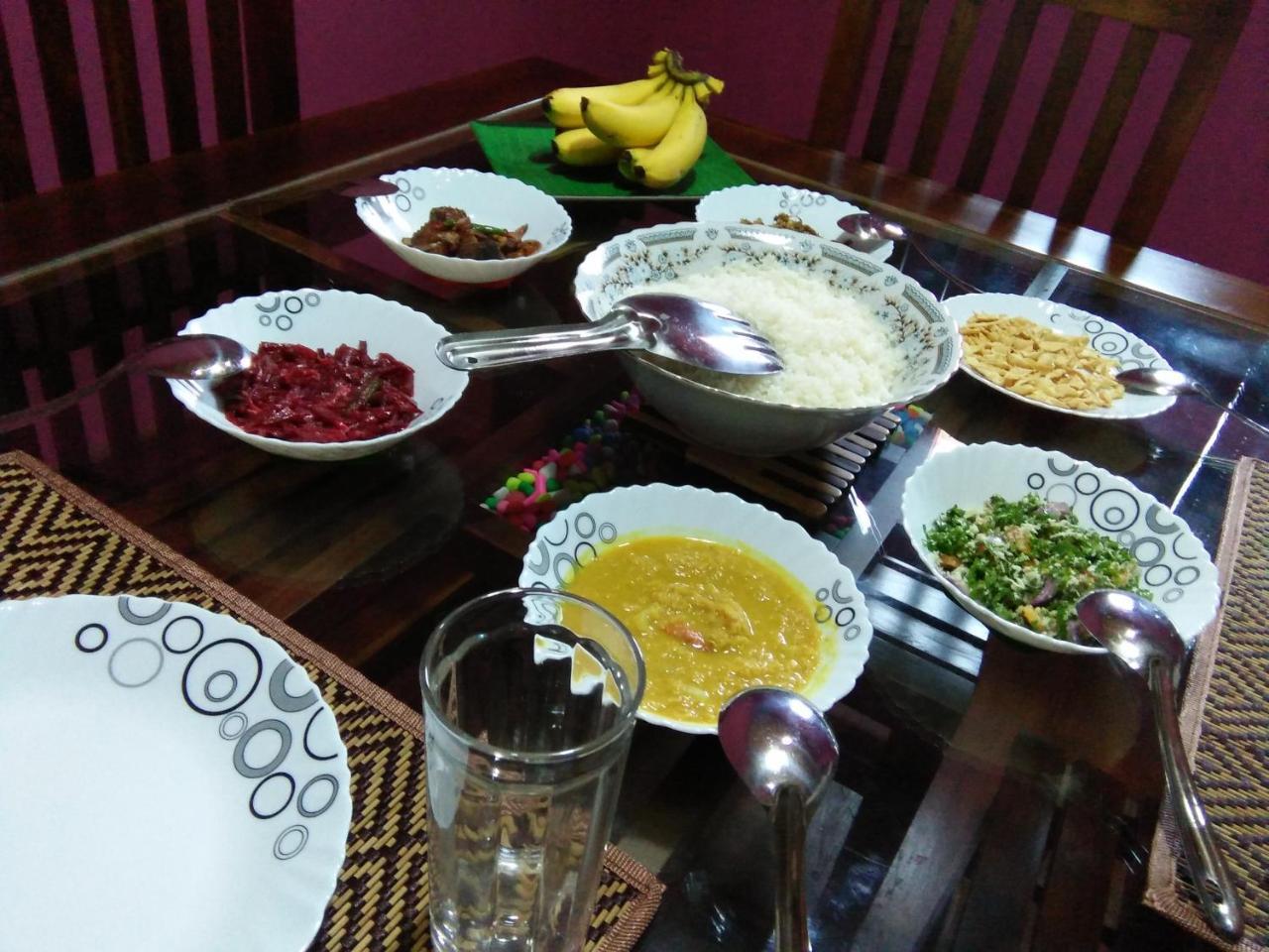 Ceylonima Home Stay Holambra Exterior foto