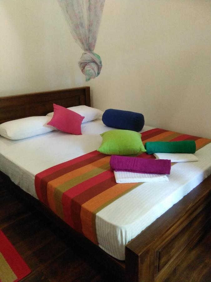 Ceylonima Home Stay Holambra Exterior foto